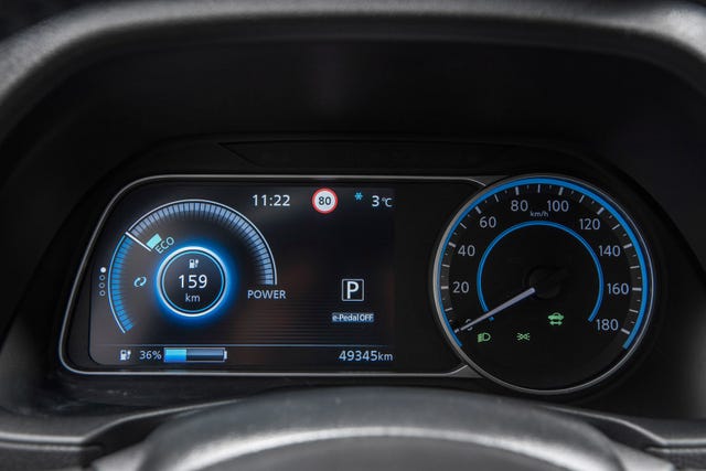2021 NISSAN LEAF - 16