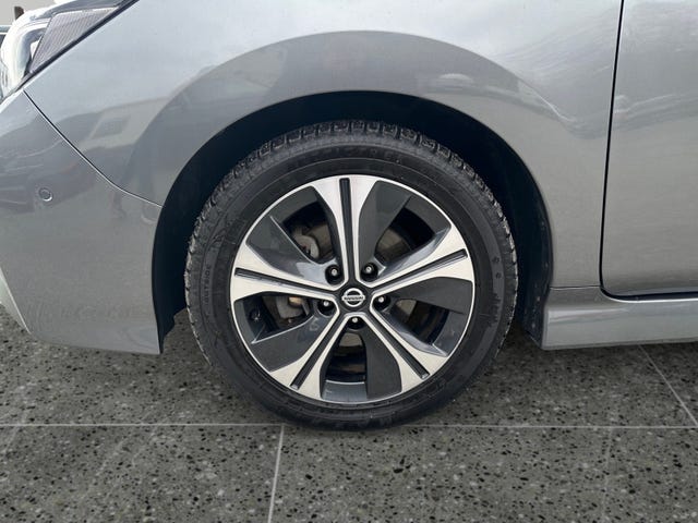 2018 NISSAN LEAF - 15