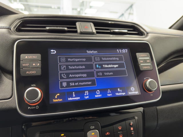 2021 NISSAN LEAF - 24