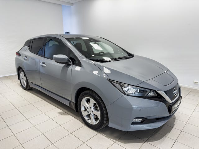 SJNFAAZE1U0143463 2021 NISSAN LEAF-2
