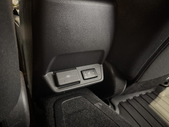 2021 NISSAN LEAF - 14