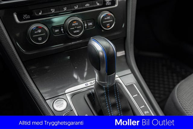 2018 VOLKSWAGEN GOLF - 18