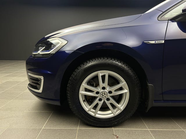 2019 VOLKSWAGEN GOLF - 8