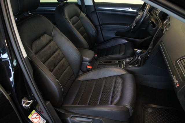 2019 VOLKSWAGEN GOLF - 8