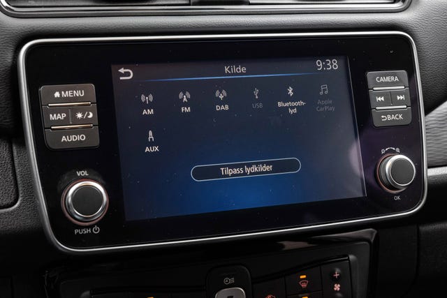 2021 NISSAN LEAF - 21