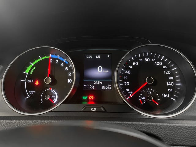 2018 VOLKSWAGEN GOLF - 13