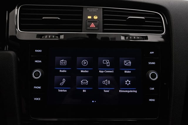 2018 VOLKSWAGEN GOLF - 13