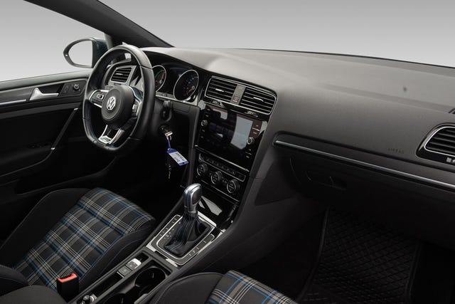 2018 VOLKSWAGEN GOLF - 22