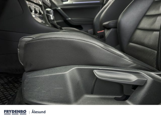 2018 VOLKSWAGEN GOLF - 28