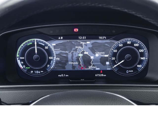 2018 VOLKSWAGEN GOLF - 19