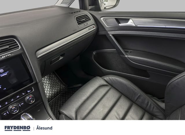 2018 VOLKSWAGEN GOLF - 12