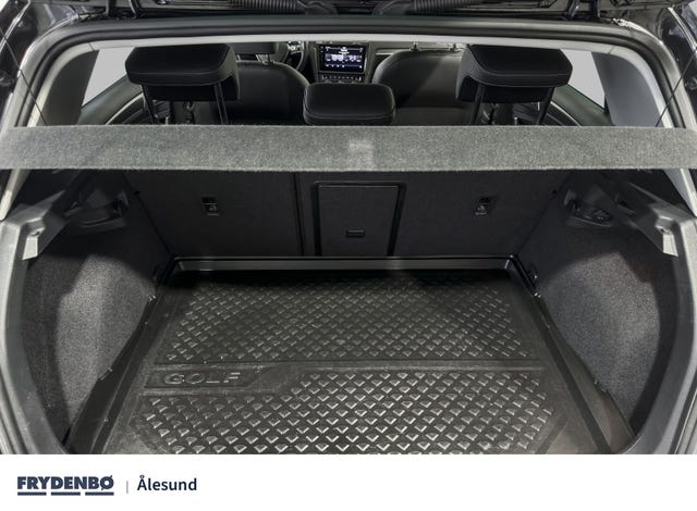 2018 VOLKSWAGEN GOLF - 31
