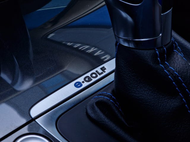 2019 VOLKSWAGEN GOLF - 20