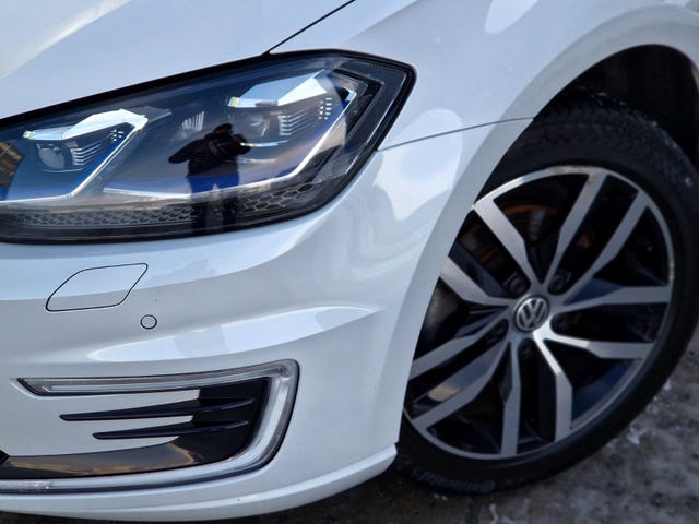 WVWZZZAUZKW909705 2019 VOLKSWAGEN GOLF-4