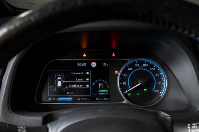 2018 NISSAN LEAF - 13