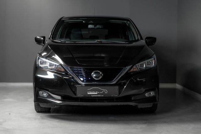 SJNFAAZE1U0003872 2018 NISSAN LEAF-2