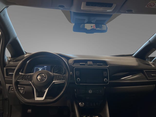 2021 NISSAN LEAF - 18