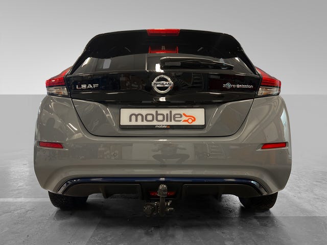 2021 NISSAN LEAF - 10