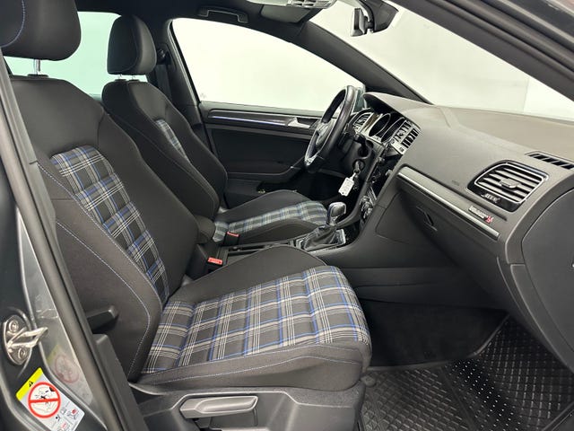2019 VOLKSWAGEN GOLF - 22