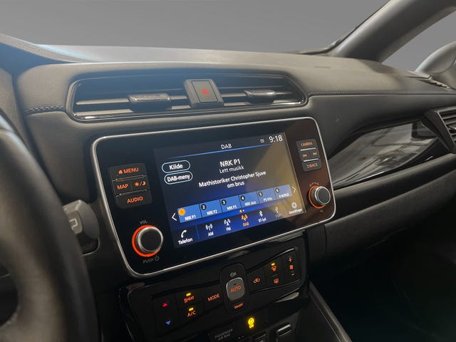 2021 NISSAN LEAF - 17