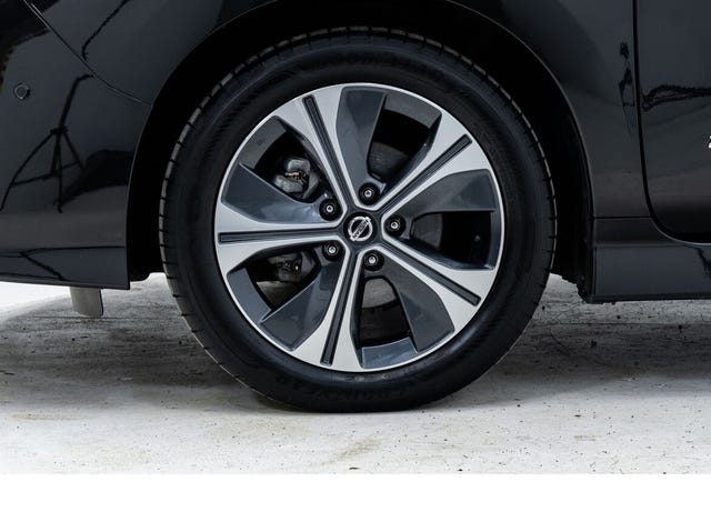2020 NISSAN LEAF - 22