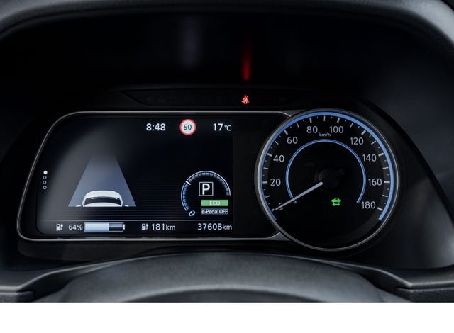 2020 NISSAN LEAF - 17