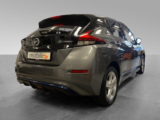 2021 NISSAN LEAF - 10