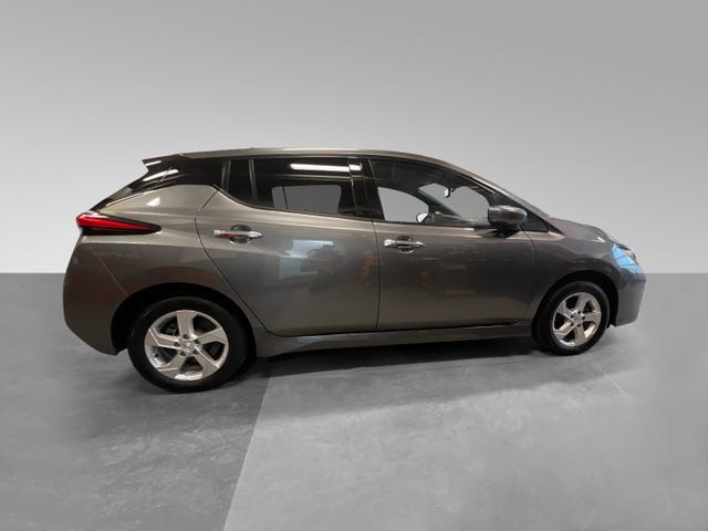 2021 NISSAN LEAF - 12