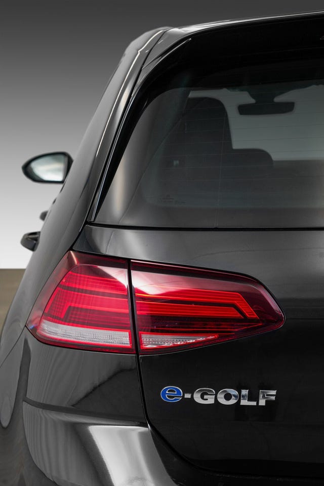 2018 VOLKSWAGEN GOLF - 15