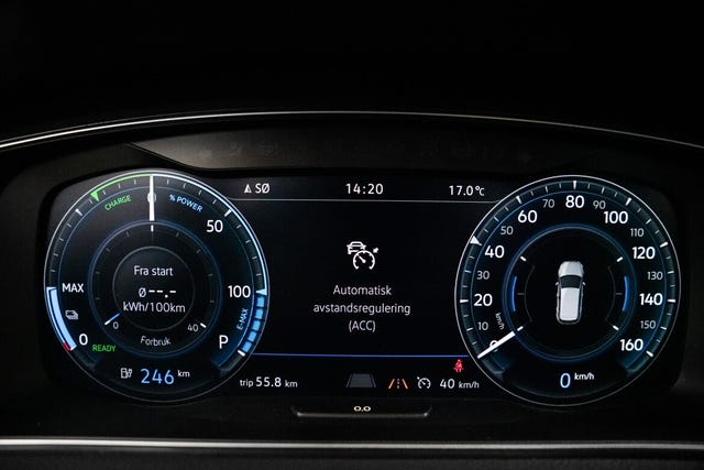 2018 VOLKSWAGEN GOLF - 26
