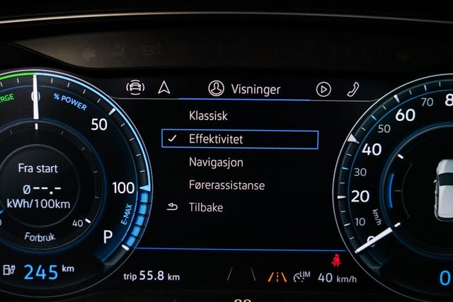 2018 VOLKSWAGEN GOLF - 30