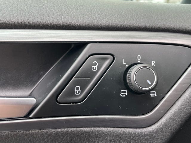 2018 VOLKSWAGEN GOLF - 19