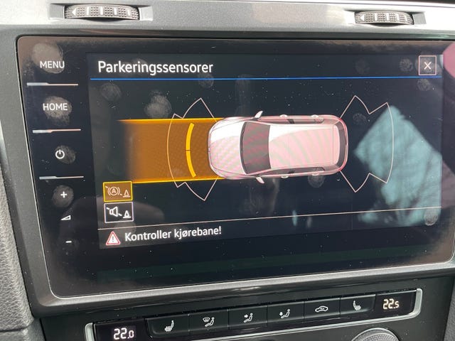2018 VOLKSWAGEN GOLF - 24