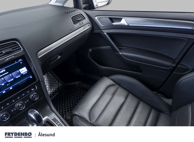 2019 VOLKSWAGEN GOLF - 12