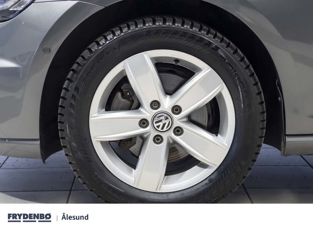 2019 VOLKSWAGEN GOLF - 28