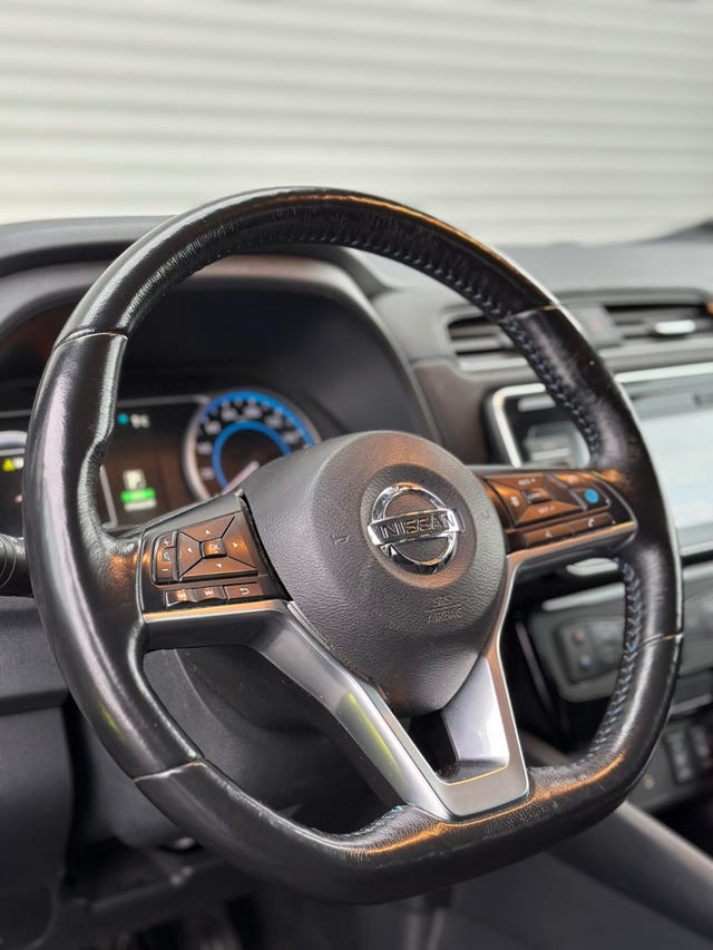 2018 NISSAN LEAF - 8