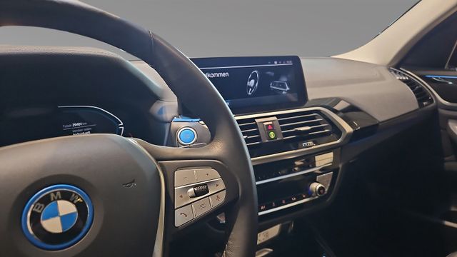 2021 BMW IX3 - 17