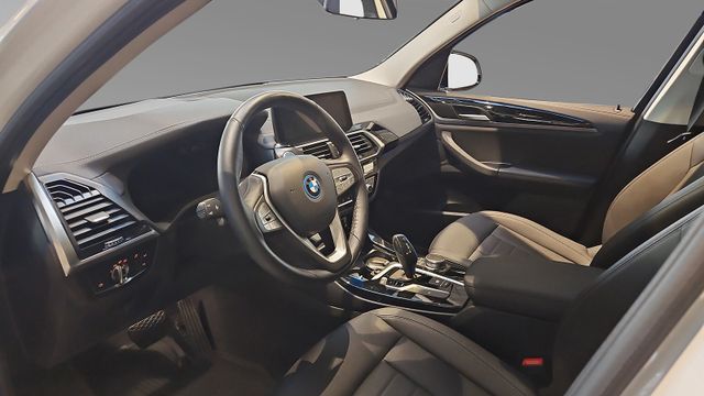 2021 BMW IX3 - 15