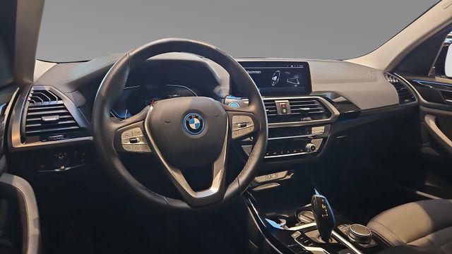 2021 BMW IX3 - 18