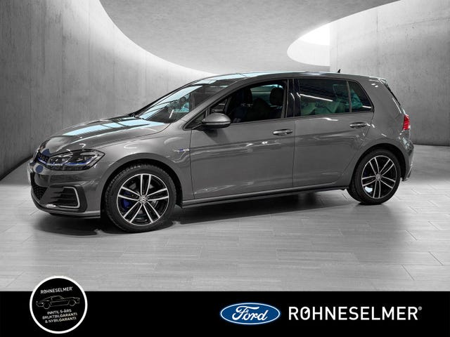 2019 VOLKSWAGEN GOLF - 8