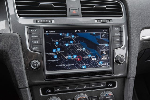 2015 VOLKSWAGEN GOLF - 13