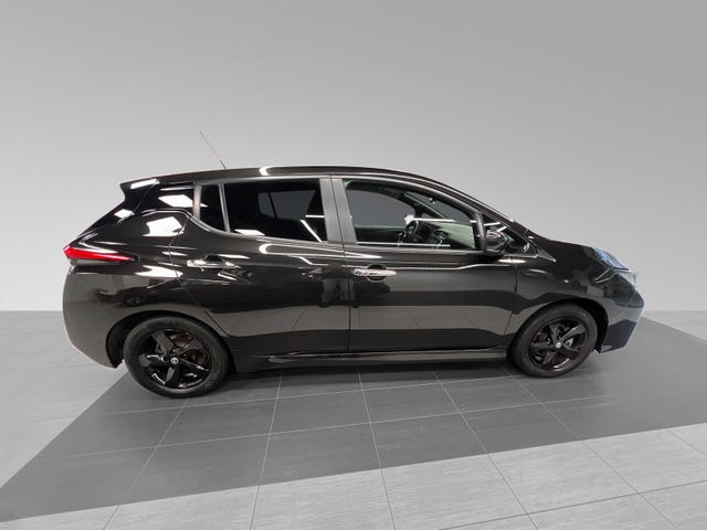 2020 NISSAN LEAF - 11