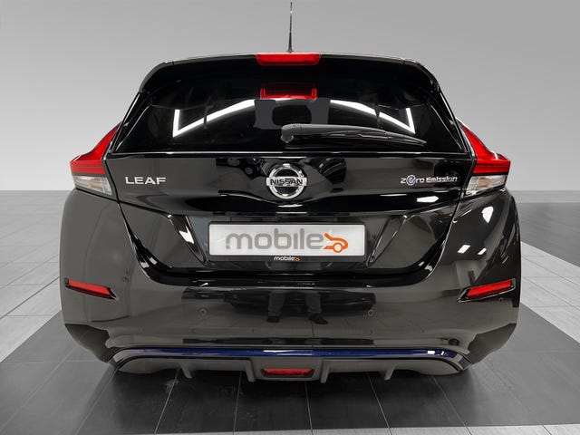 2020 NISSAN LEAF - 8
