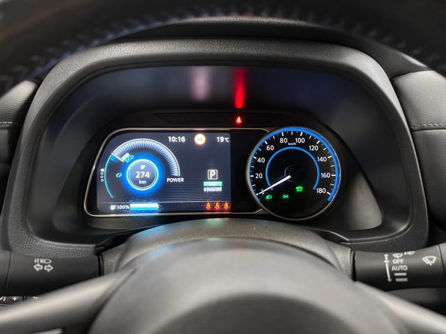 2020 NISSAN LEAF - 19