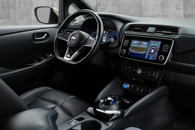 2020 NISSAN LEAF - 12