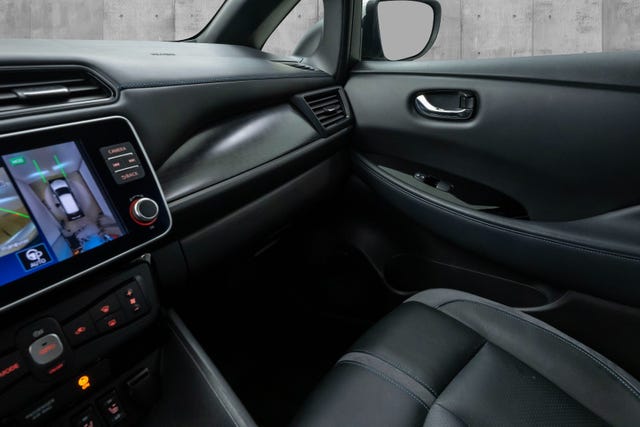 2020 NISSAN LEAF - 14