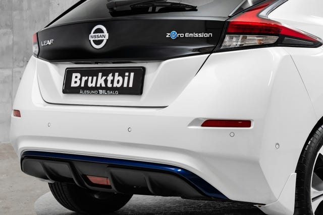 2020 NISSAN LEAF - 8