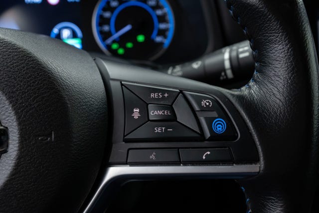 2020 NISSAN LEAF - 20