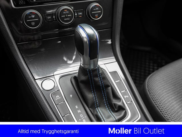 2019 VOLKSWAGEN GOLF - 24