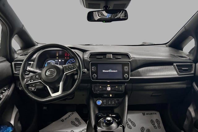 2020 NISSAN LEAF - 9
